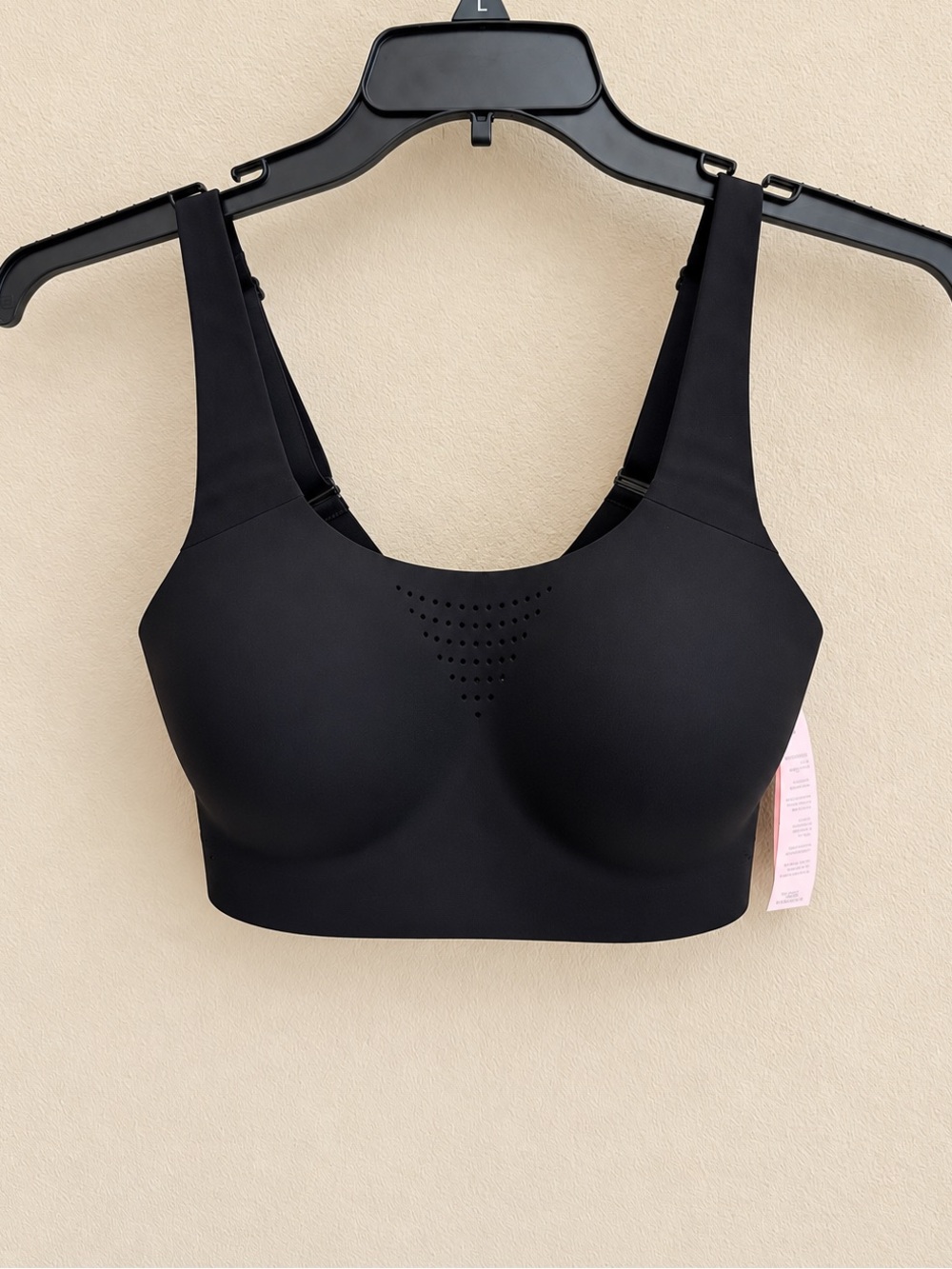 Victoria’s Secret VSX Featherweight Max Sports Bra Black 32D High Support NWT